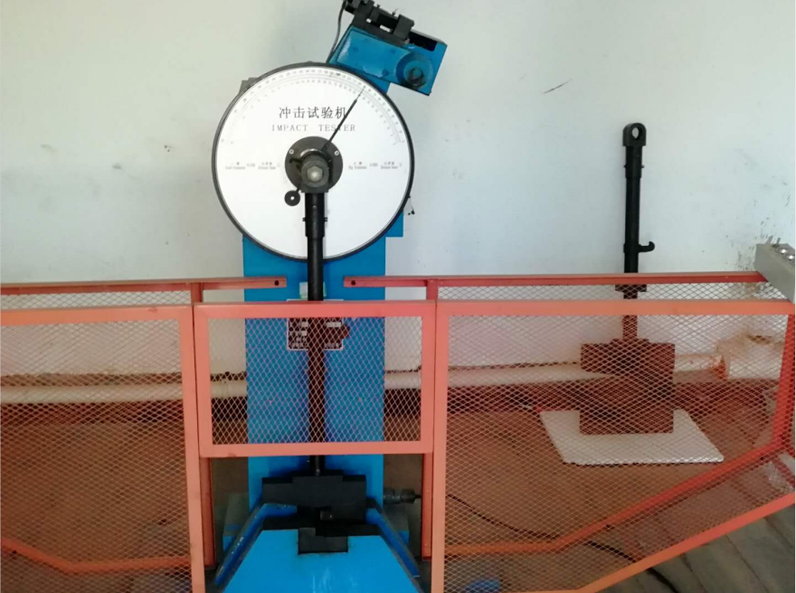 微機(jī)控制電液伺服萬(wàn)能試驗(yàn)機(jī)、金相顯微鏡